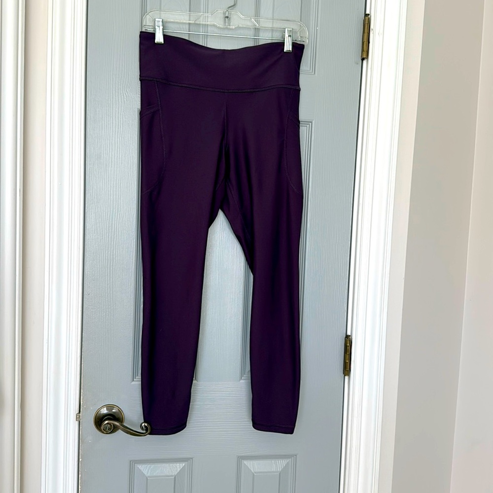 Old Navy Powersoft HighRise Cropped Leggingsgs